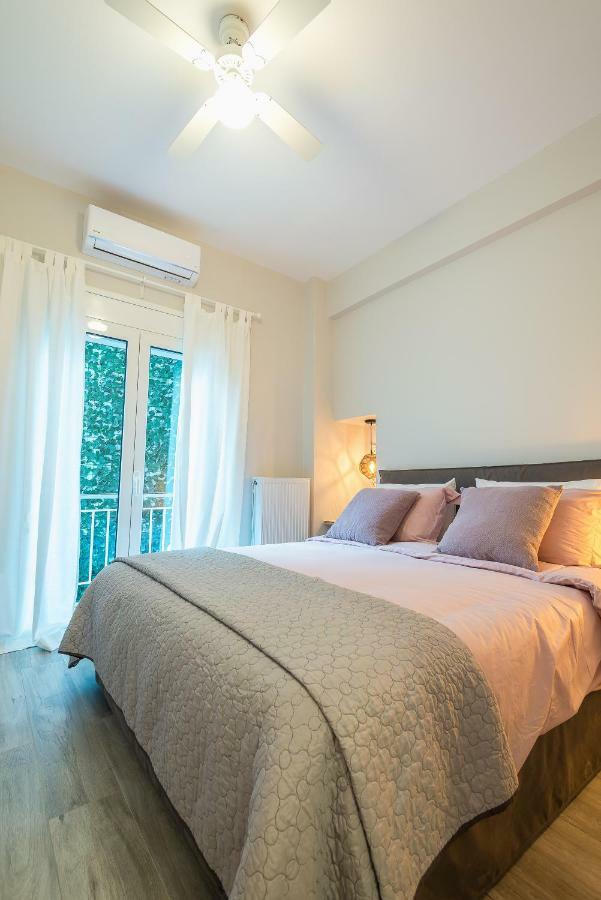 "Sunbow Earth"- Boutique New Apt In Dowtown Афины Экстерьер фото