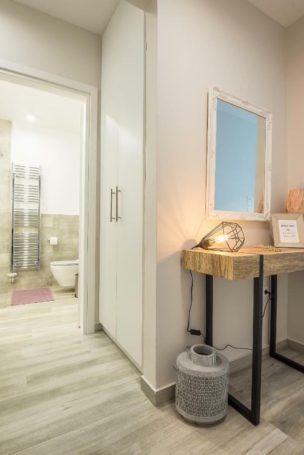 "Sunbow Earth"- Boutique New Apt In Dowtown Афины Экстерьер фото