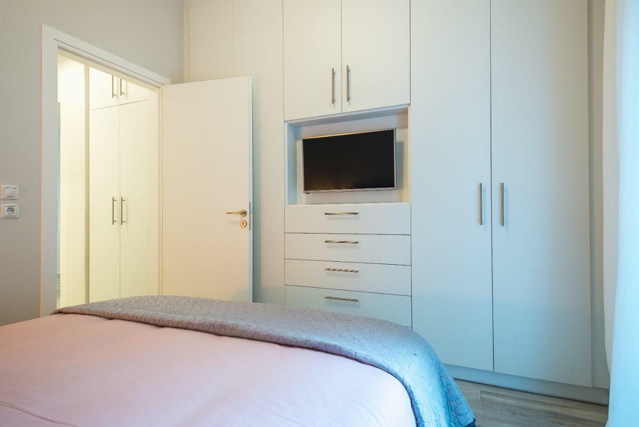 "Sunbow Earth"- Boutique New Apt In Dowtown Афины Экстерьер фото