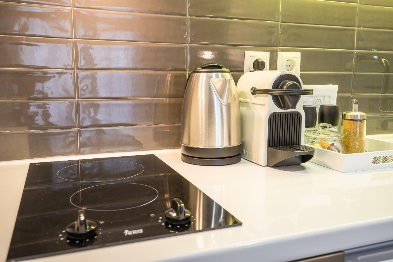 "Sunbow Earth"- Boutique New Apt In Dowtown Афины Экстерьер фото
