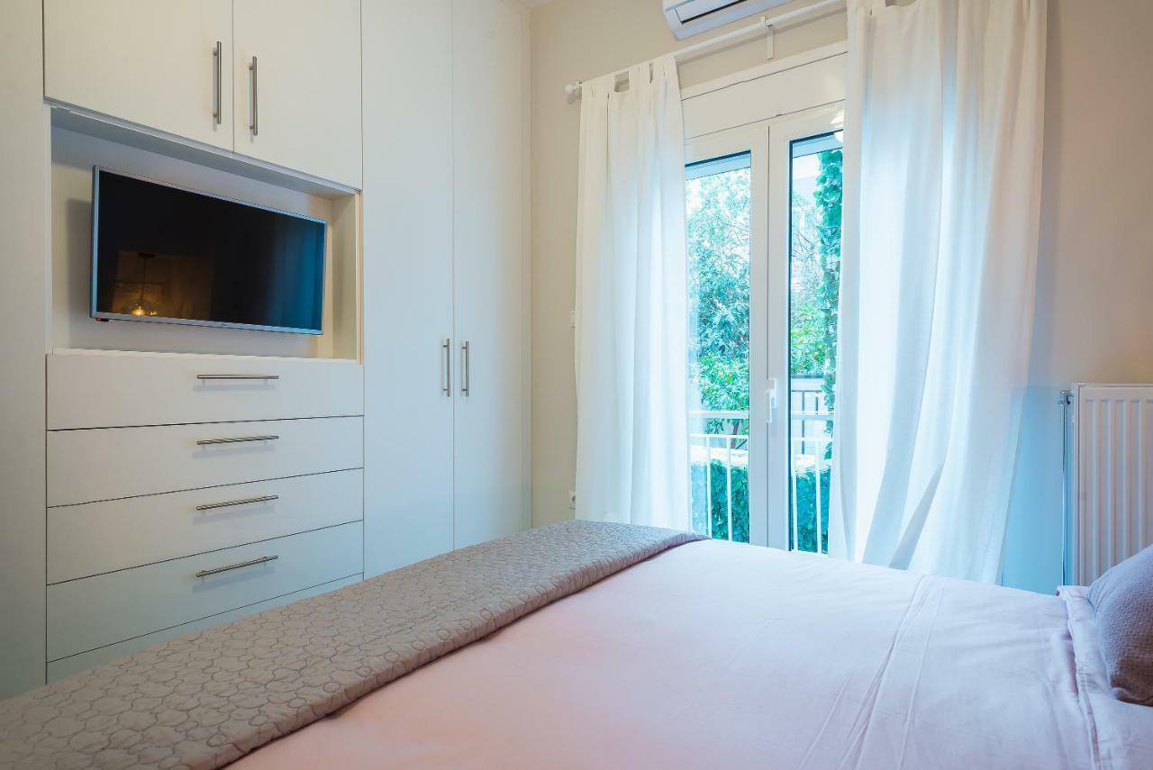 "Sunbow Earth"- Boutique New Apt In Dowtown Афины Экстерьер фото